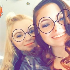 Meet your Posher, Sierra